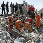 カンボジア シアヌークビルで建物の崩壊事故 死者18名、中国人3名逮捕