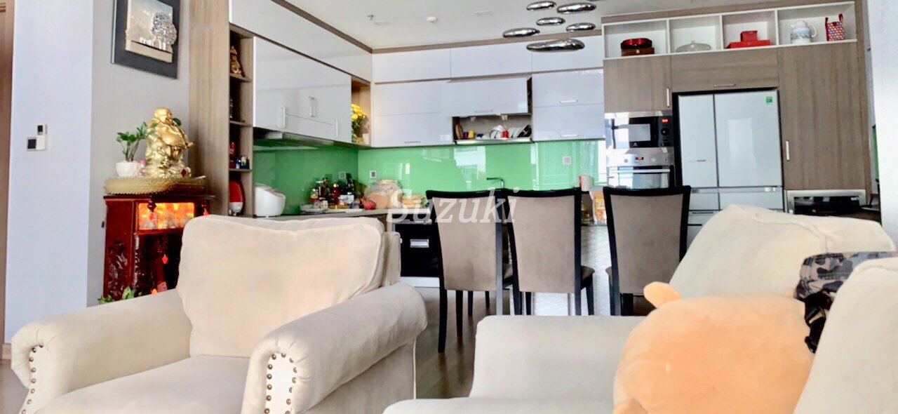 Popular condominiums in Vietnam! Vinhomes Central Park｜4LDK rental 148 square meters-3200$-ST105P4153