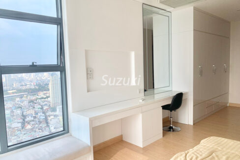 7. Sunwah Pearl, tower white house, 1300$ included management fee (11)