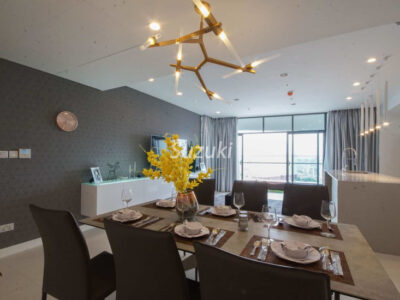 Chic Style 03 Beds City Garden Condo 4