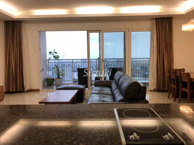 Tầng cao 145 m2 Chung cư Xii Riverview Palace 2