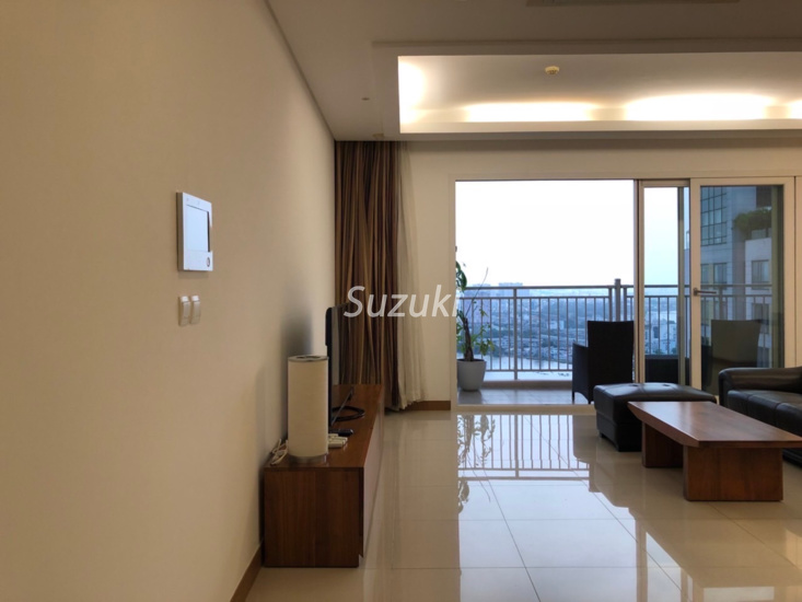 Tầng cao 145 m2 Chung cư Xii Riverview Palace 9