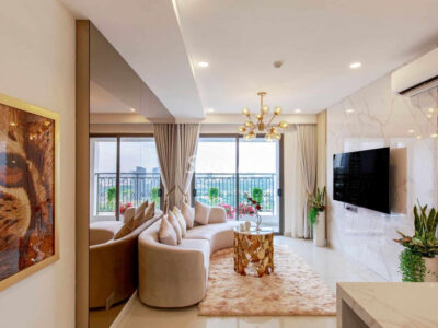 Immaculate Apartment In Saigon Royal District 4 2