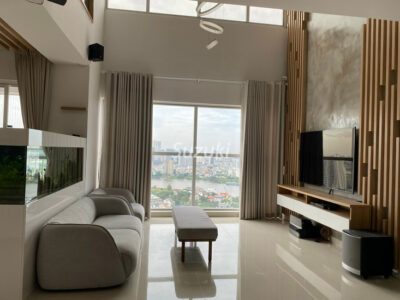 Large Elegant Penthouse Tropic Garden For Rent 2