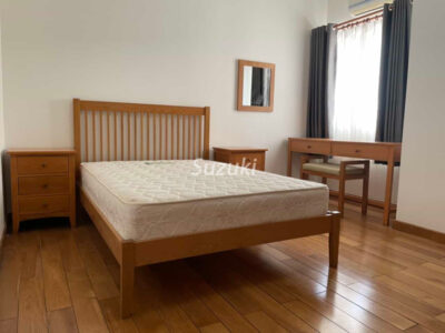 River Garden 2 Bedrooms Apartment For Rent With Light Colored Wooden Furniture12