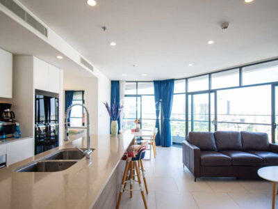 Ultra Tidy And Upscale City Garden Condo 3