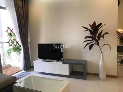 Cho thuê căn hộ tầng cao V9209 Park 04 6