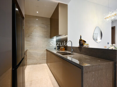 Marq 2 giường 2300USD 3