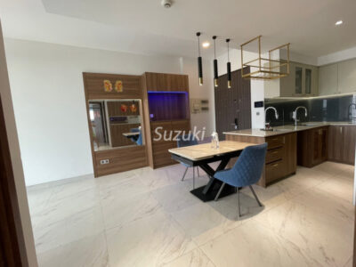 M7 2PN 87m2 1300USD 2