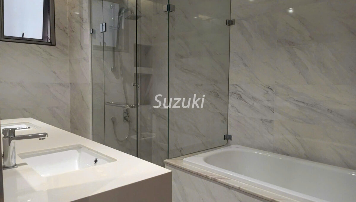 d750007 MIDTOWN M5 135m2 3PN 2000USD 12