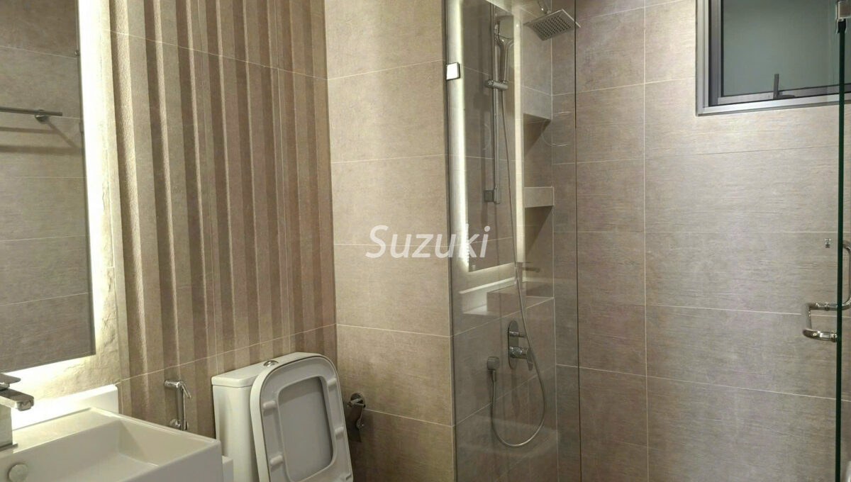 d750007 MIDTOWN M5 135m2 3PN 2000USD 5