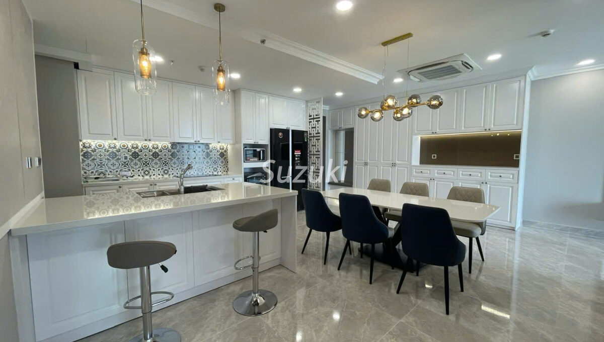 d750023 Midtown M8 124m2 2230 USD 1