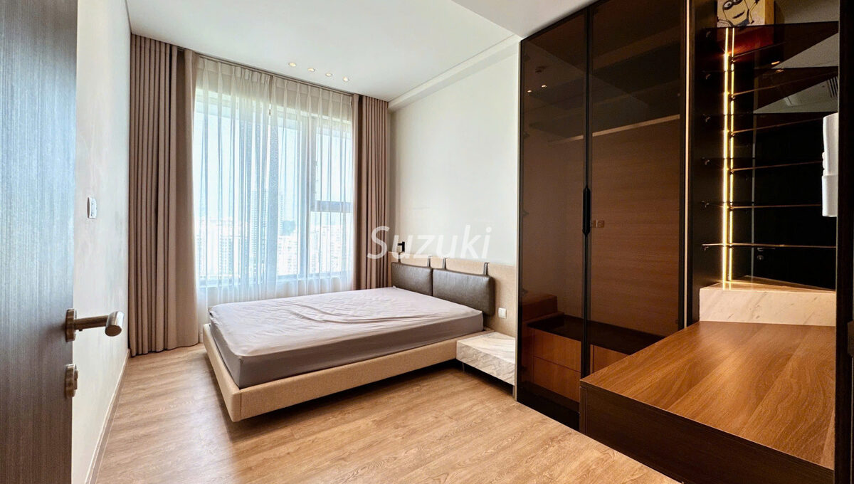 d750024 Midtown M8 124m2 2400 13