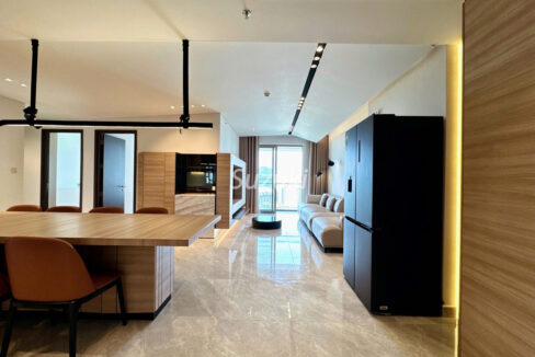 d750024 Midtown M8 124m2 2400 8