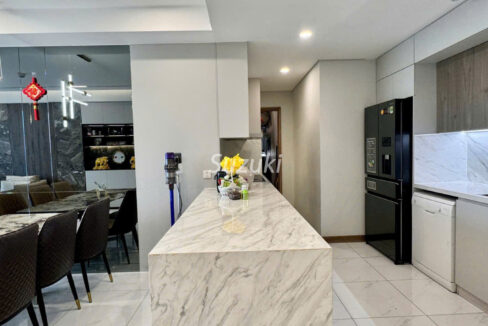 d60013 SUNWAH SH 125m2 3bed 2400 5