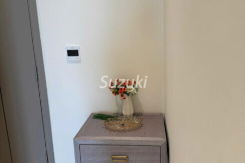 Zeit River 1bed 1160USD 6