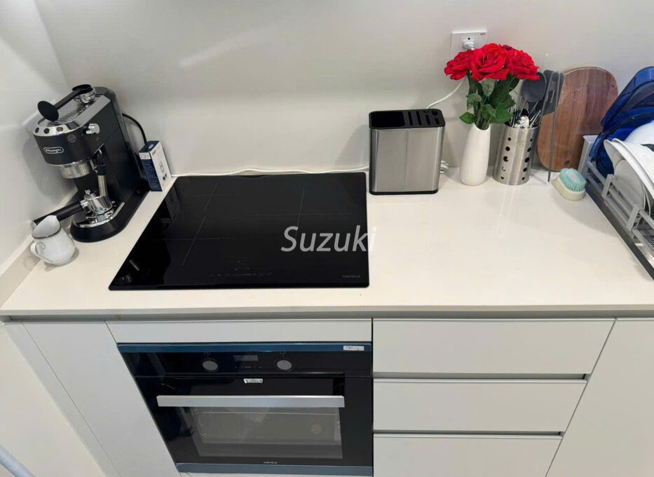 Zeit River 1bed 1160USD 9
