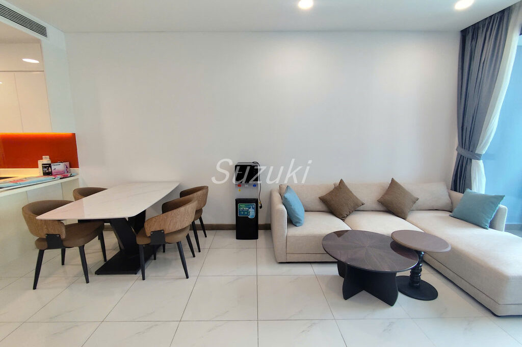 101 Sunwah Pearl Golden House 2BR 1980 1