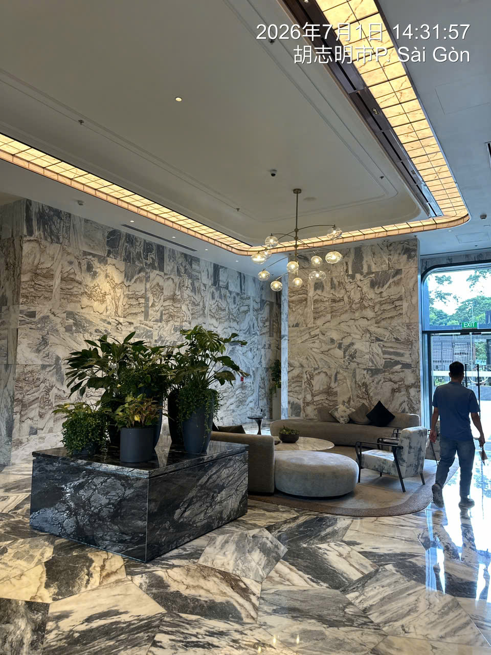 Lumiere Riverside 欧米人駐在員様の案内